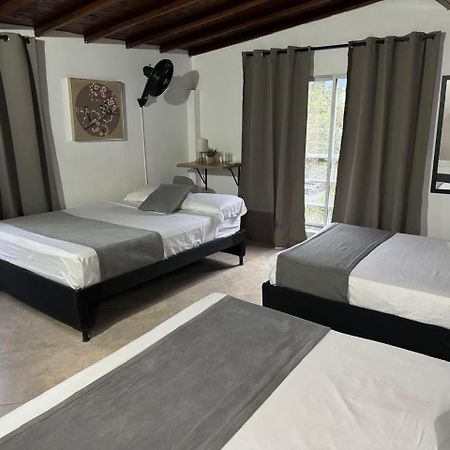Gemas San Joaquin 1 Hotel Medellin Luaran gambar