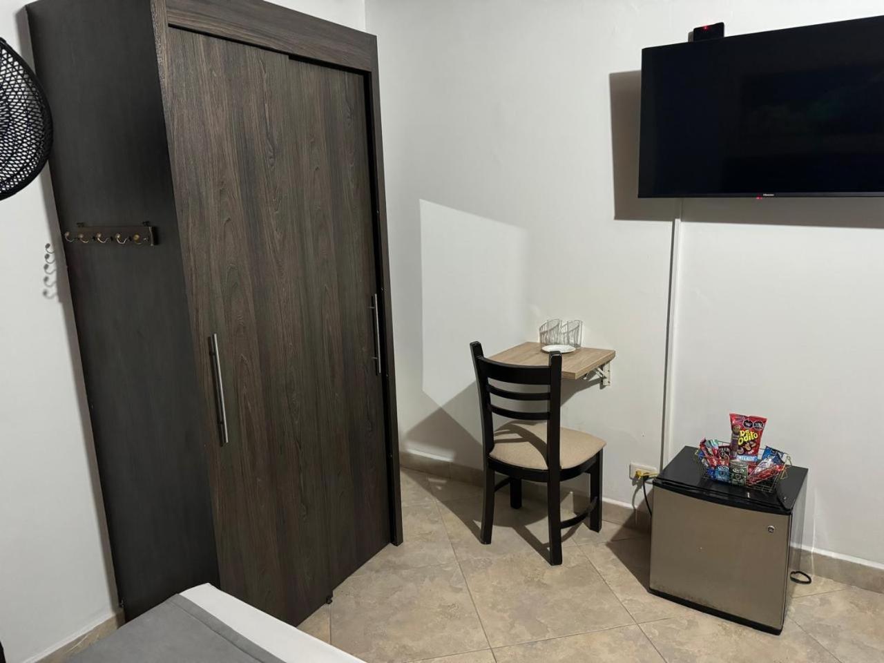 Gemas San Joaquin 1 Hotel Medellin Luaran gambar