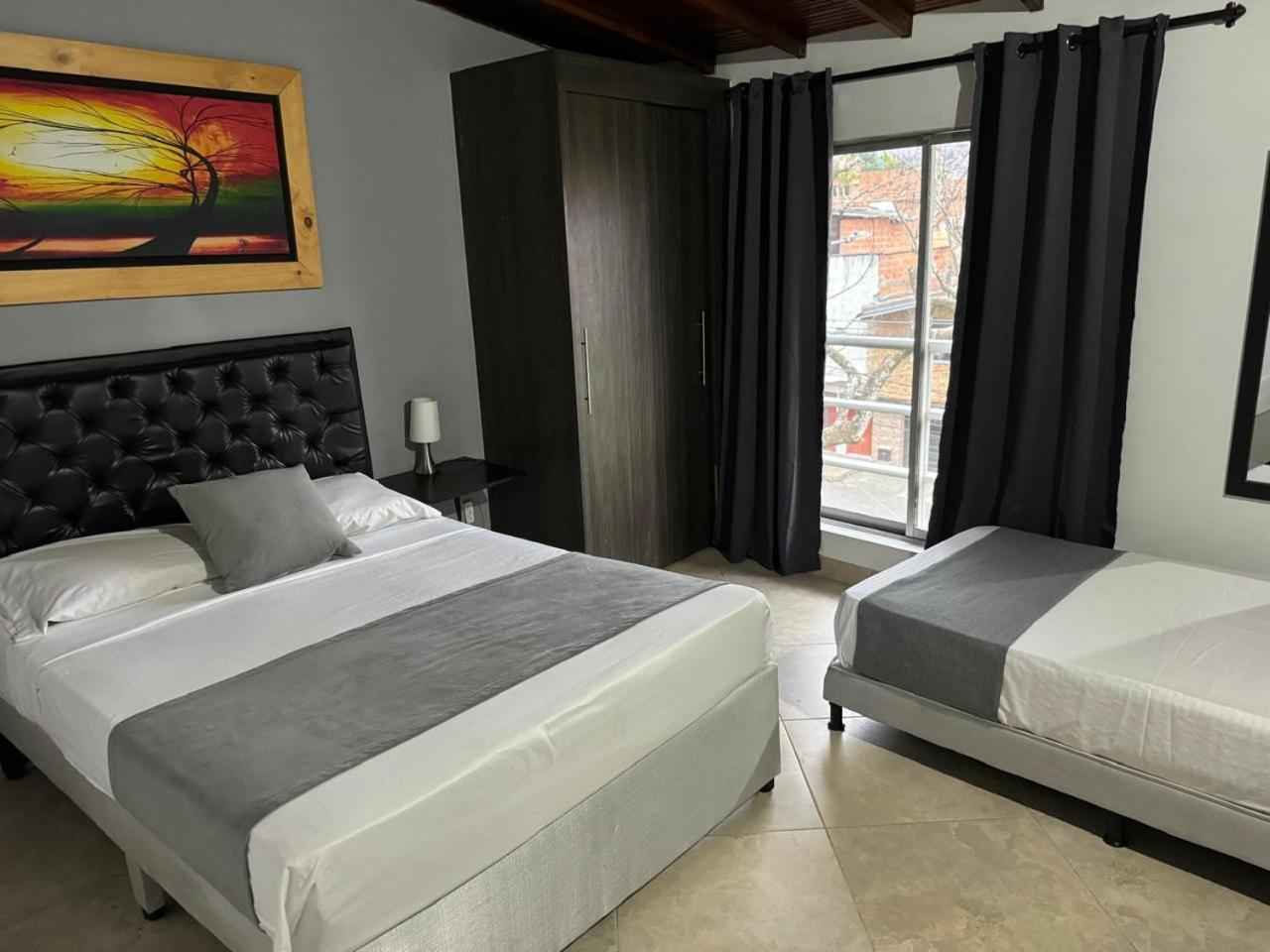 Gemas San Joaquin 1 Hotel Medellin Luaran gambar