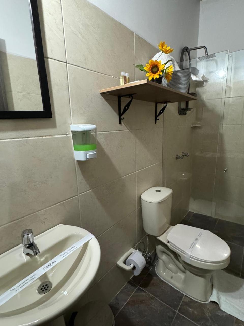 Gemas San Joaquin 1 Hotel Medellin Luaran gambar