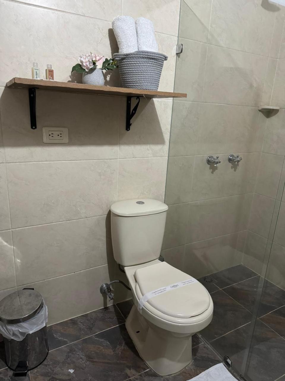 Gemas San Joaquin 1 Hotel Medellin Luaran gambar